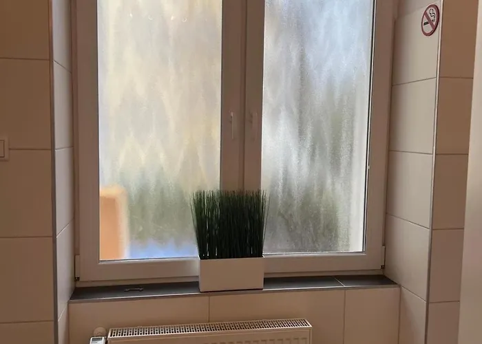 Daire Hagenstay Buelow 1 *